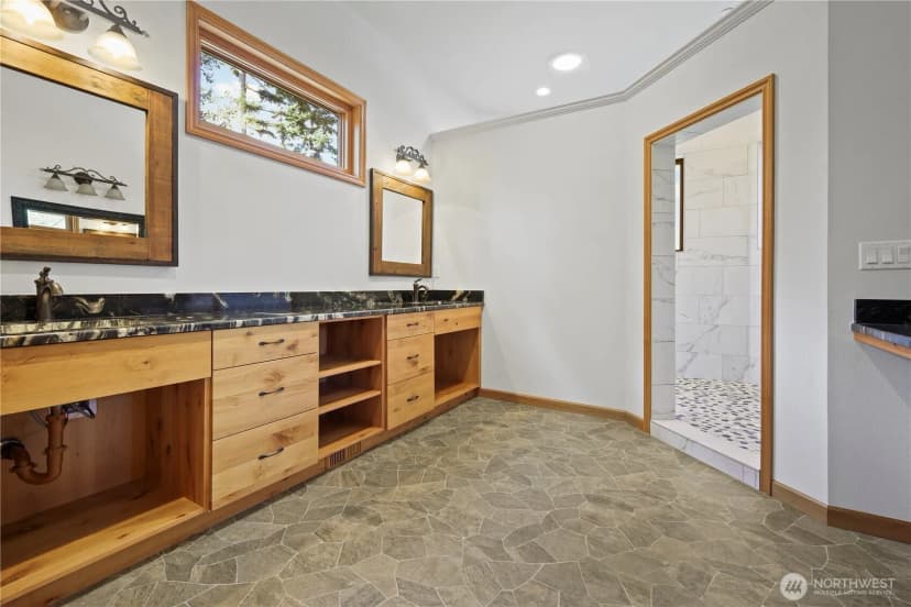 Property photo for 6120 Lake St Clair Se, Olympia photo 15