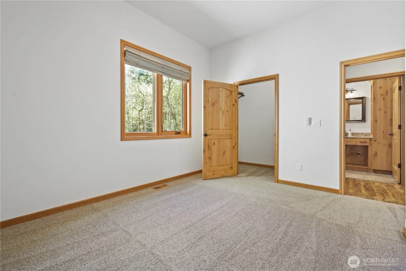 Property photo for 6120 Lake St Clair Se, Olympia photo 22