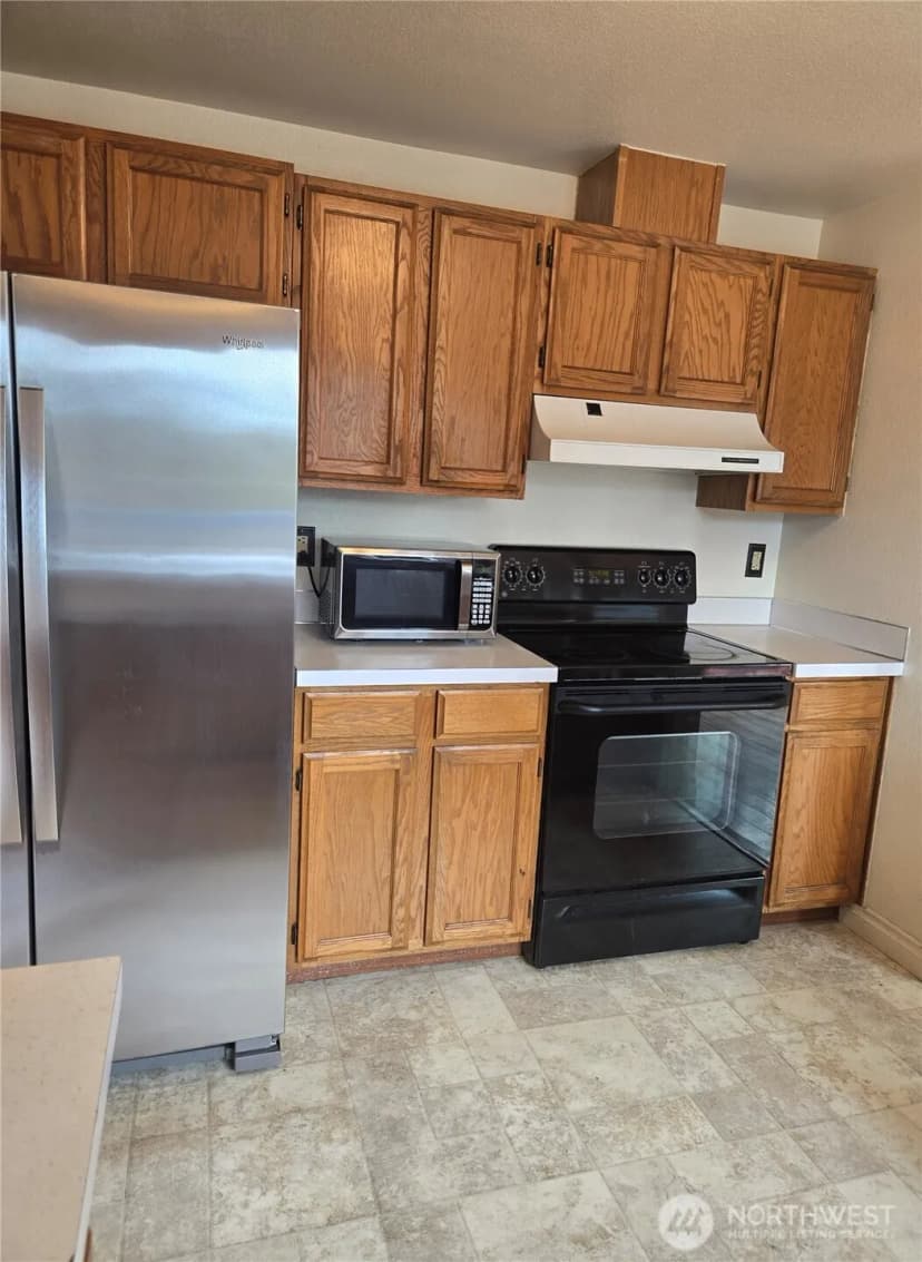 Property photo for 1652 93rd Street S, Tacoma photo 9