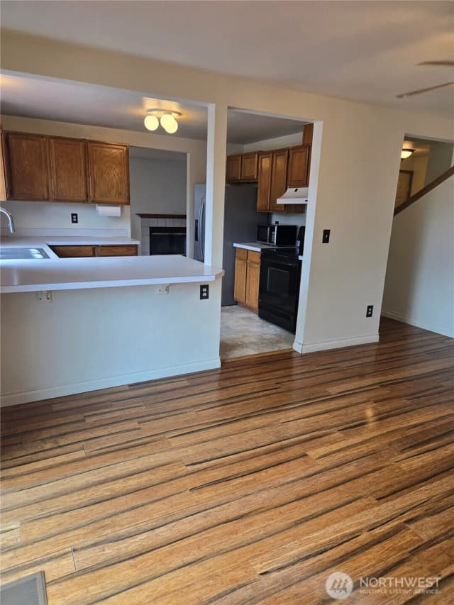 Property photo for 1652 93rd Street S, Tacoma photo 3