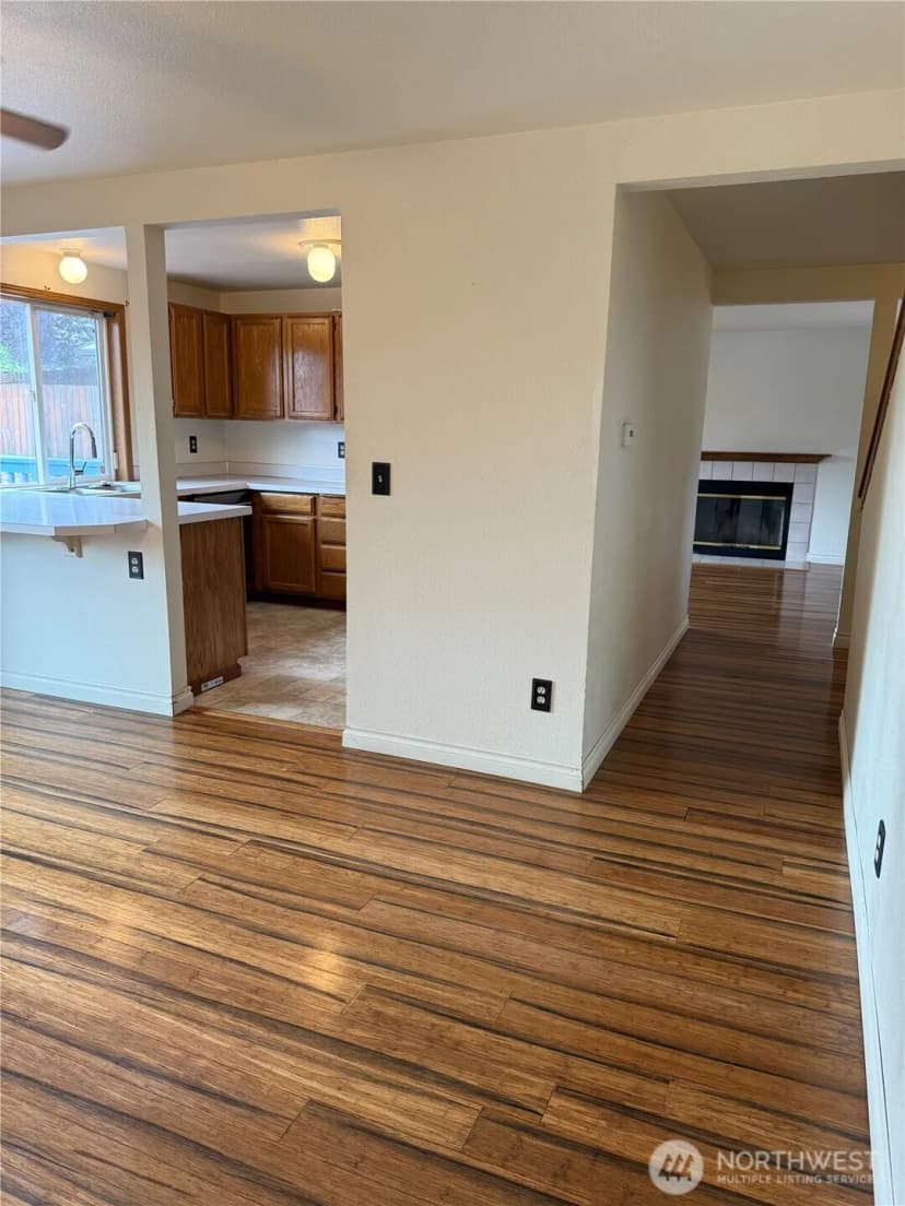 Property photo for 1652 93rd Street S, Tacoma photo 5
