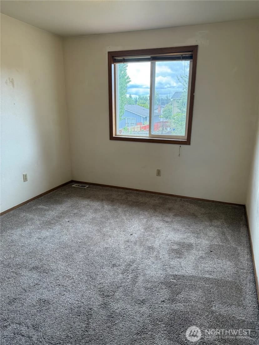 Property photo for 1652 93rd Street S, Tacoma photo 22