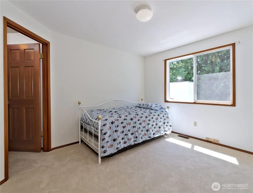 Property photo for 22019 Ne 26th Place, Sammamish photo 24