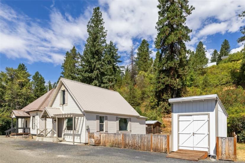 Property photo for 106 E Fourth Street, Cle Elum photo 25