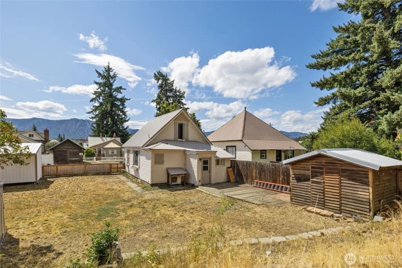 Property photo for 106 E Fourth Street, Cle Elum photo 23