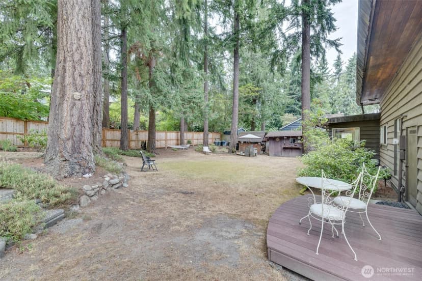 Property photo for 16023 35th Avenue Ne, Lake Forest Park photo 32