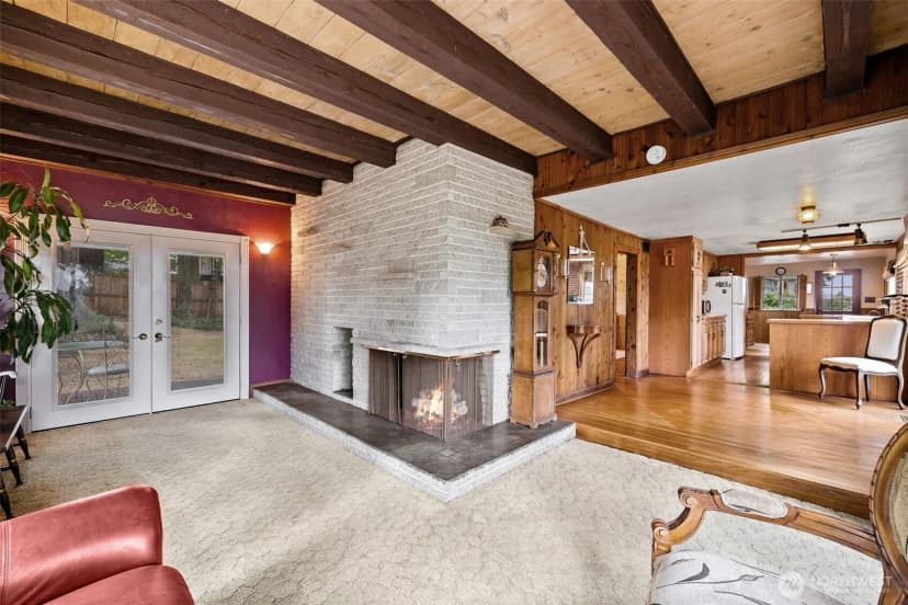 Property photo for 16023 35th Avenue Ne, Lake Forest Park photo 6