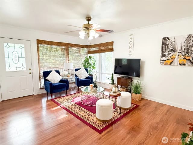 Property photo for 9005 Canyon Dr, Kent photo 4