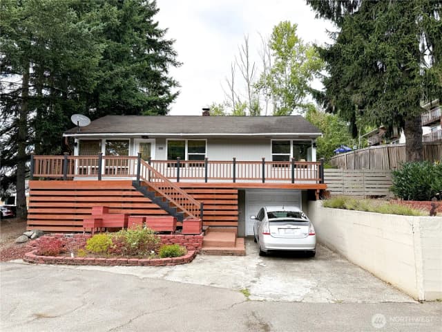 Property photo for 9005 Canyon Dr, Kent
