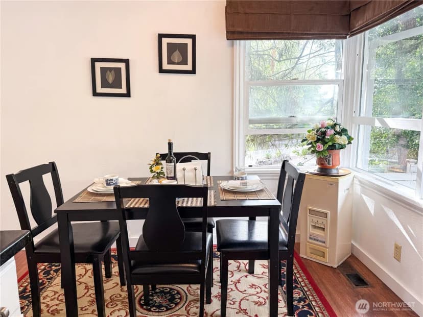 Property photo for 9005 Canyon Dr, Kent photo 13
