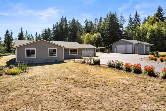 Property photo for 162 Brady Lane, Winlock photo 2