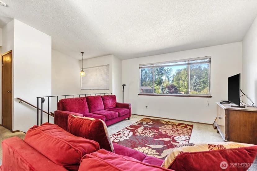 Property photo for 18223 22nd Drive Se, Bothell photo 8