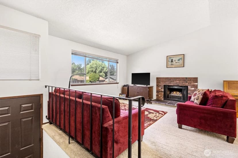 Property photo for 18223 22nd Drive Se, Bothell photo 7