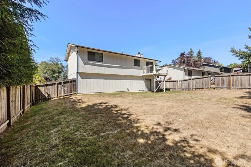 Property photo for 18223 22nd Drive Se, Bothell photo 32