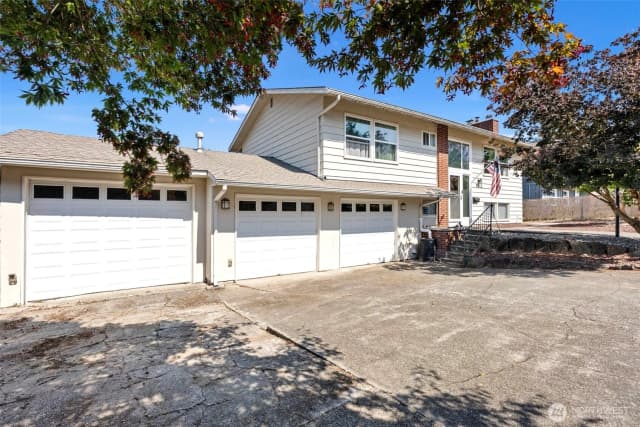 Property photo for 1312 E Hope Street, Bremerton