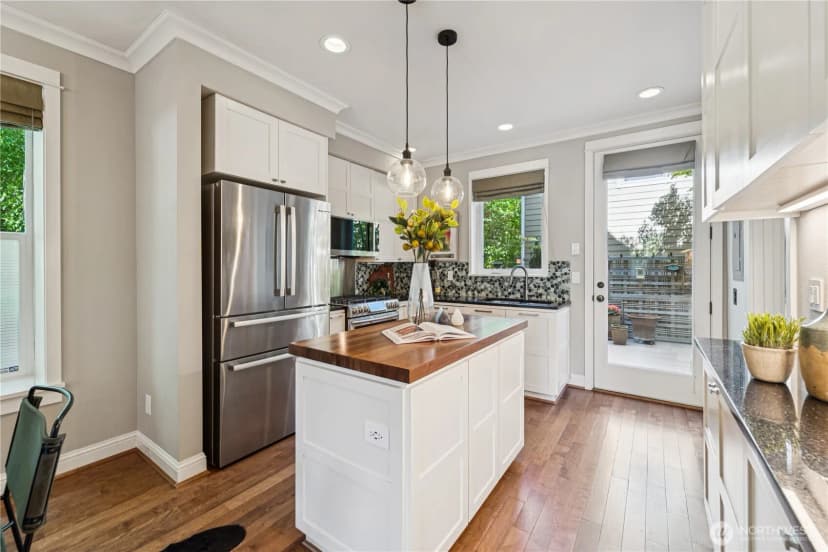 Property photo for 3020 Sw Graham Street, Seattle photo 10