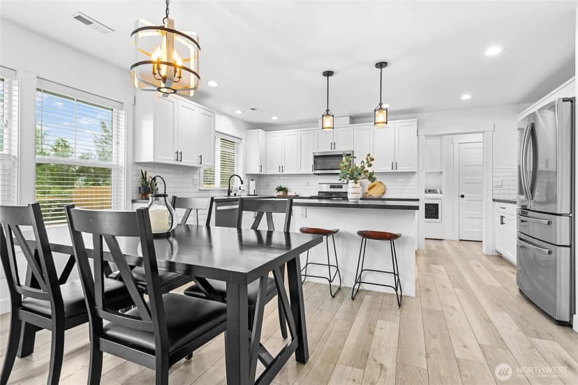 Property photo for 414 Cornerstone Drive, Sumas photo 9