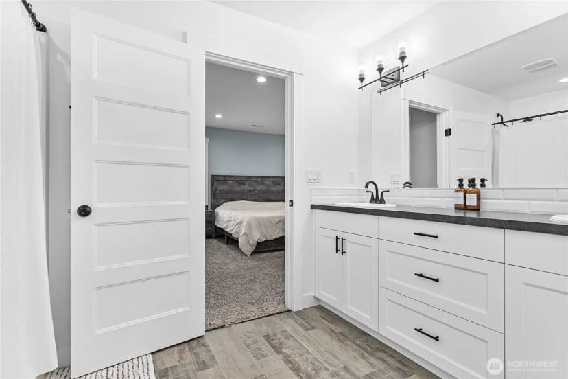 Property photo for 414 Cornerstone Drive, Sumas photo 28