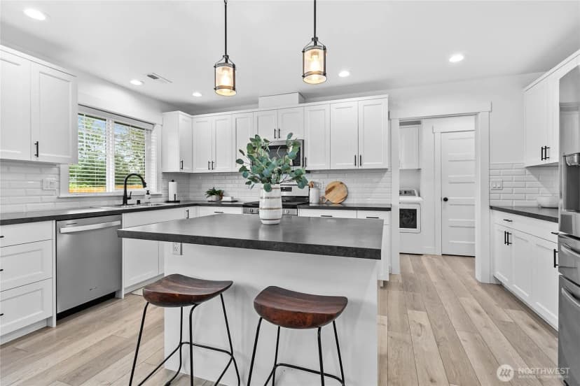 Property photo for 414 Cornerstone Drive, Sumas photo 12