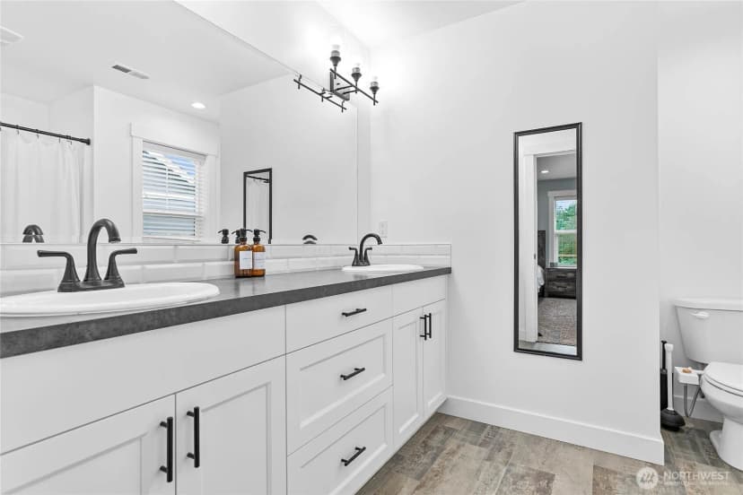 Property photo for 414 Cornerstone Drive, Sumas photo 26