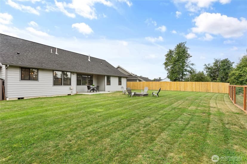Property photo for 414 Cornerstone Drive, Sumas photo 32
