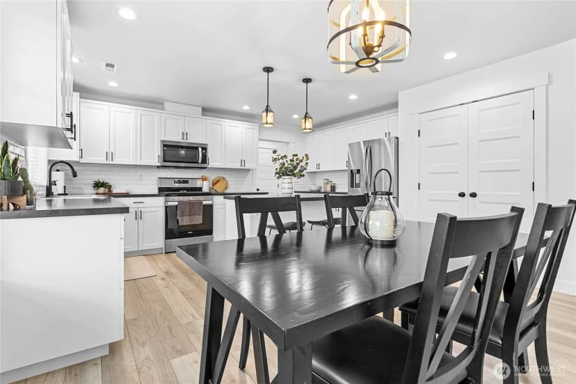 Property photo for 414 Cornerstone Drive, Sumas photo 10