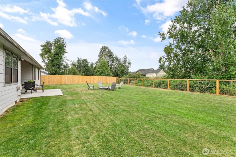 Property photo for 414 Cornerstone Drive, Sumas photo 31