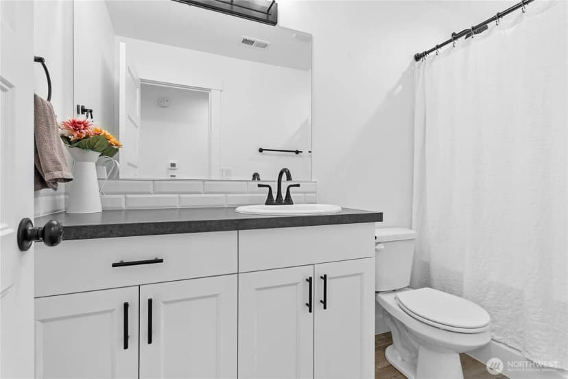 Property photo for 414 Cornerstone Drive, Sumas photo 22