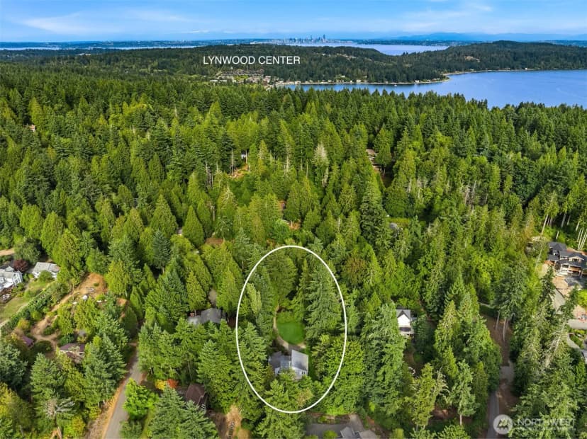 Property photo for 4275 Sorrel Way Ne, Bainbridge Island photo 25