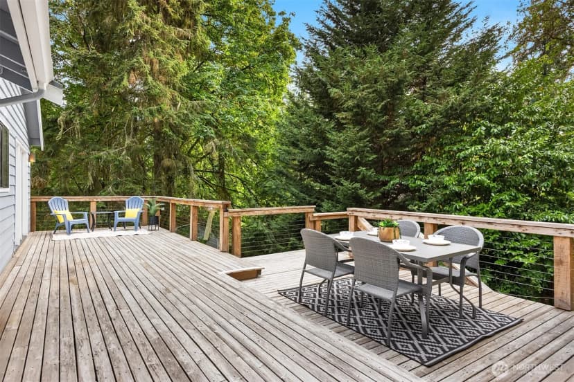 Property photo for 4275 Sorrel Way Ne, Bainbridge Island photo 17
