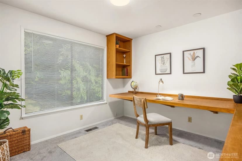 Property photo for 4275 Sorrel Way Ne, Bainbridge Island photo 19