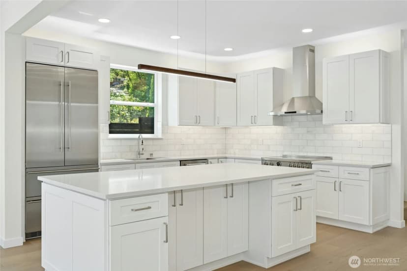 Property photo for 3010 Fauntleroy Avenue Sw, Seattle photo 12