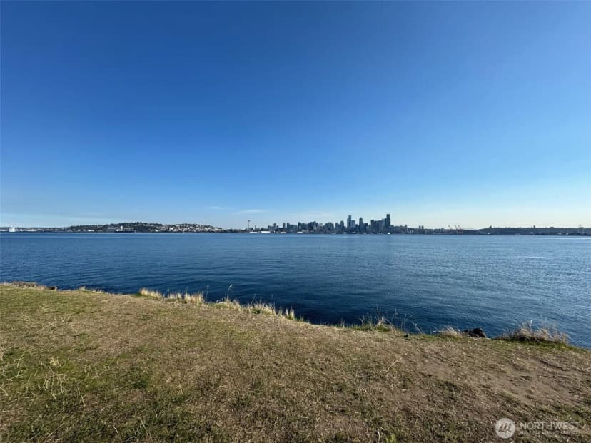 Property photo for 3010 Fauntleroy Avenue Sw, Seattle photo 36