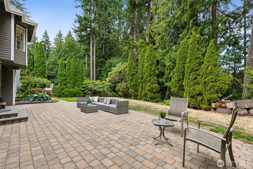 Property photo for 3385 126th Avenue Ne, Bellevue photo 35
