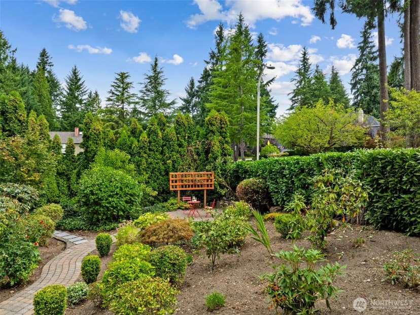 Property photo for 3385 126th Avenue Ne, Bellevue photo 34