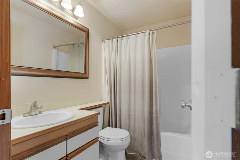 Property photo for 31078 9th Avenue S, Federal Way photo 19
