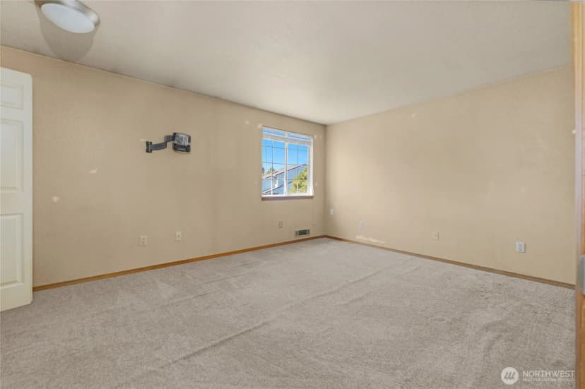 Property photo for 31078 9th Avenue S, Federal Way photo 18