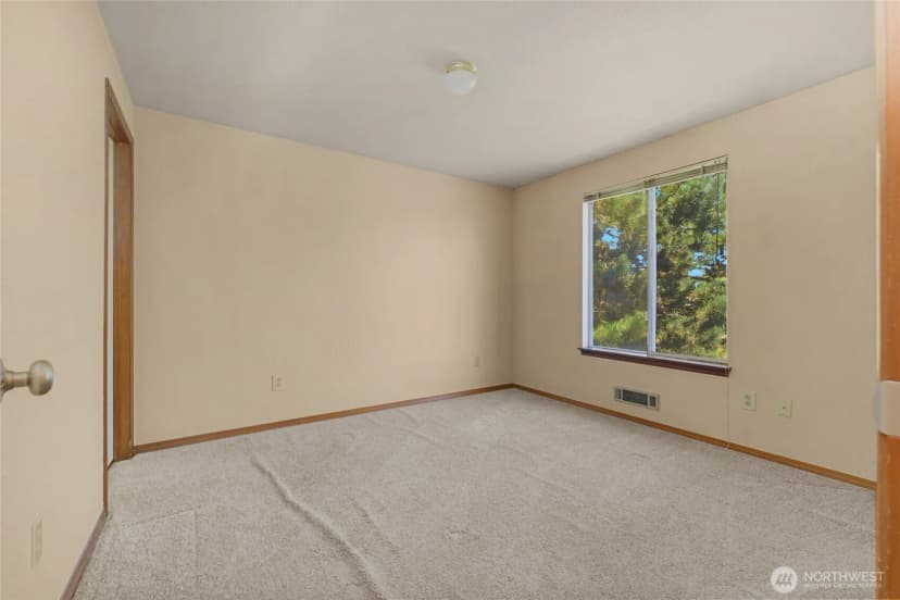 Property photo for 31078 9th Avenue S, Federal Way photo 17