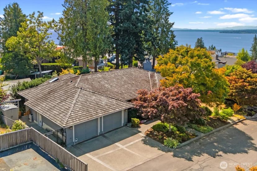 Property photo for 2123 Nw 204th Street, Shoreline photo 2
