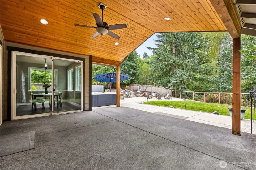 Property photo for 21726 Orting Kapowsin Highway E, Graham photo 32