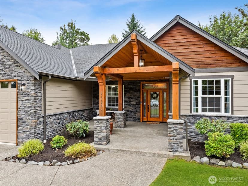 Property photo for 21726 Orting Kapowsin Highway E, Graham photo 3
