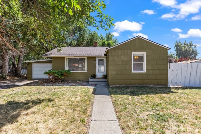 Property photo for 704 E Hobert Avenue, Ellensburg photo 12