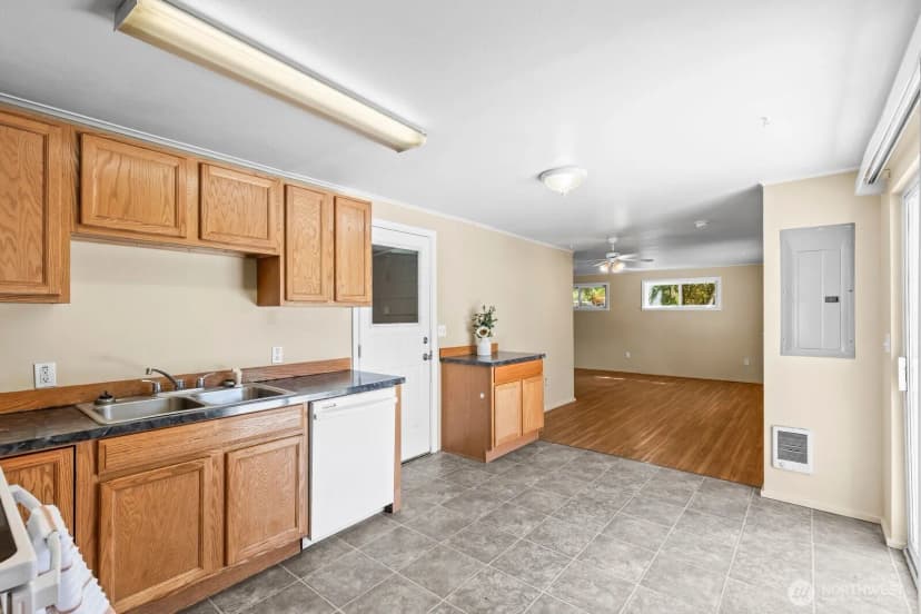Property photo for 704 E Hobert Avenue, Ellensburg photo 15