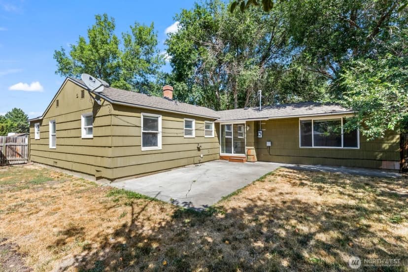 Property photo for 704 E Hobert Avenue, Ellensburg photo 23