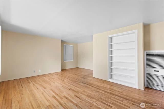 Property photo for 704 E Hobert Avenue, Ellensburg photo 4