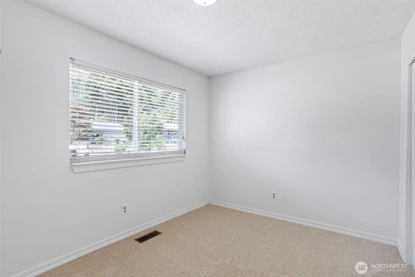Property photo for 29540 32nd Place S, Auburn photo 19