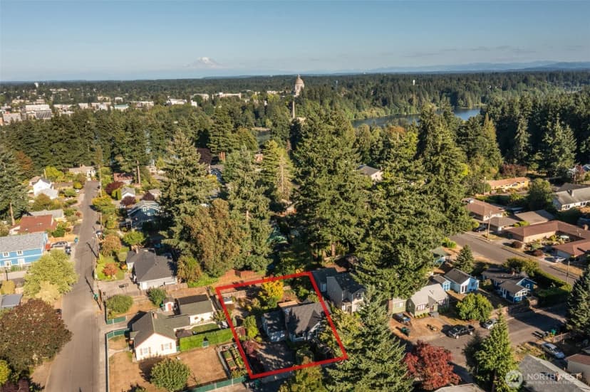 Property photo for 812 Thomas Street Sw, Olympia photo 36