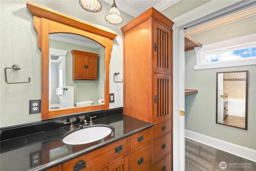Property photo for 3002 Locust Avenue W, University Place photo 16