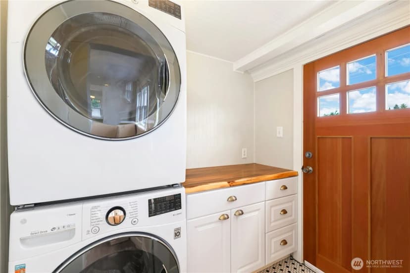 Property photo for 3002 Locust Avenue W, University Place photo 21