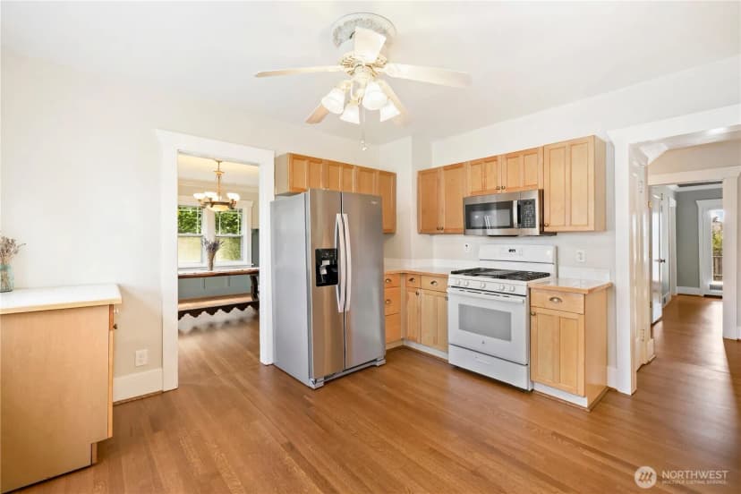 Property photo for 3002 Locust Avenue W, University Place photo 8